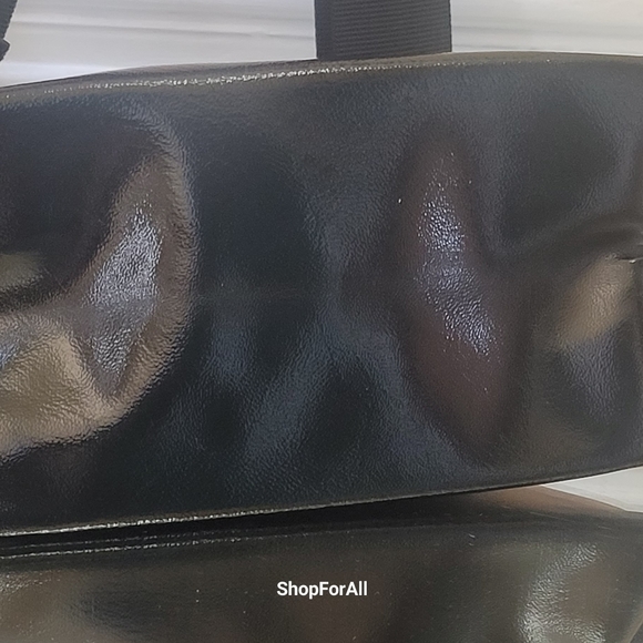 Host pisk🔥yves Saint Laurent🔥 beauty bag in to Shoulder Crossbody Bag - Picture 10 of 11